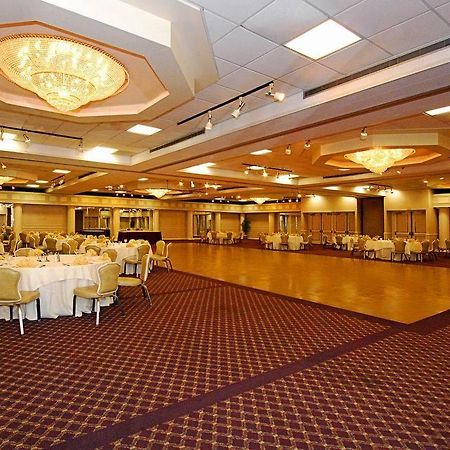 Quality Inn & Conference Center Maple Shade Restaurante foto